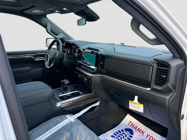 2026 Chevrolet Silverado 1500 4WD Crew Cab Short Bed RST