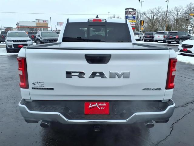 2025 Ram 1500 Big Horn Crew Cab 4x4 5'7" Box