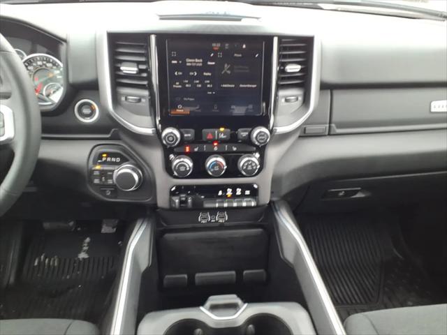 2025 Ram 1500 Big Horn Crew Cab 4x4 5'7" Box