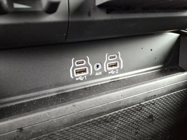 2025 Ram 1500 Big Horn Crew Cab 4x4 5'7" Box