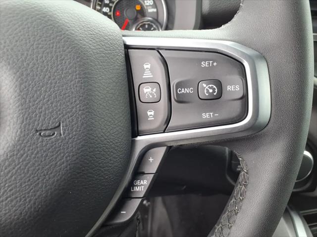 2025 Ram 1500 Big Horn Crew Cab 4x4 5'7" Box