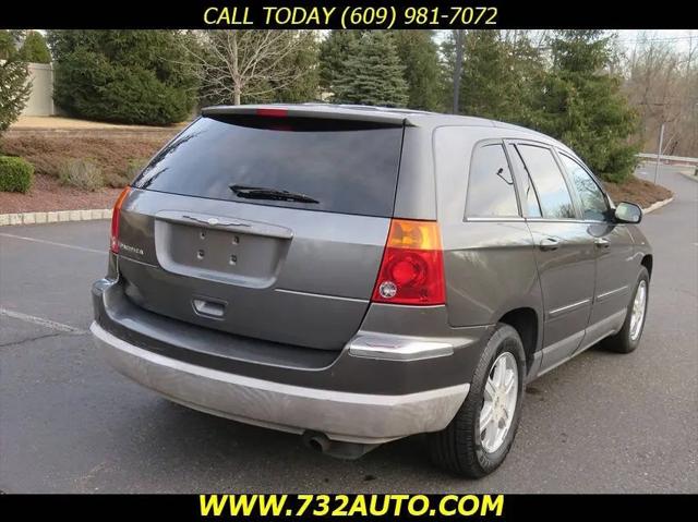 2004 Chrysler Pacifica Base