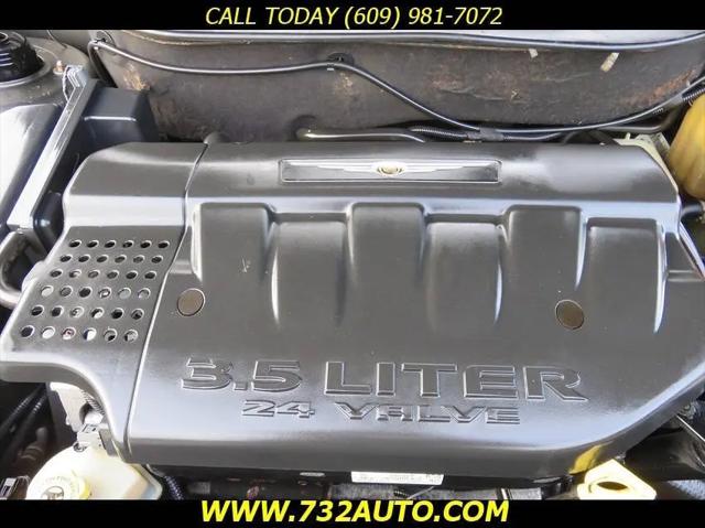 2004 Chrysler Pacifica Base