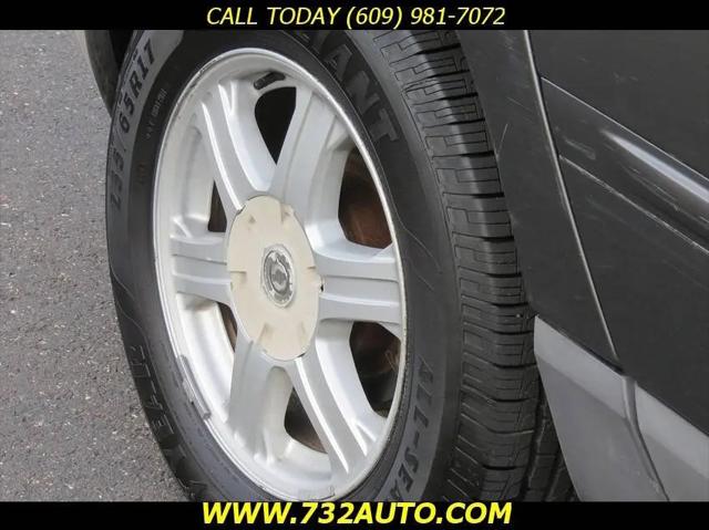2004 Chrysler Pacifica Base