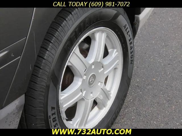2004 Chrysler Pacifica Base