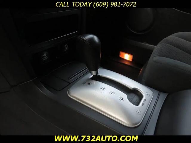 2004 Chrysler Pacifica Base