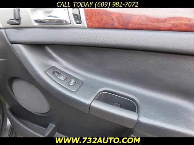 2004 Chrysler Pacifica Base
