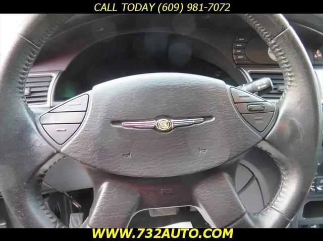 2004 Chrysler Pacifica Base