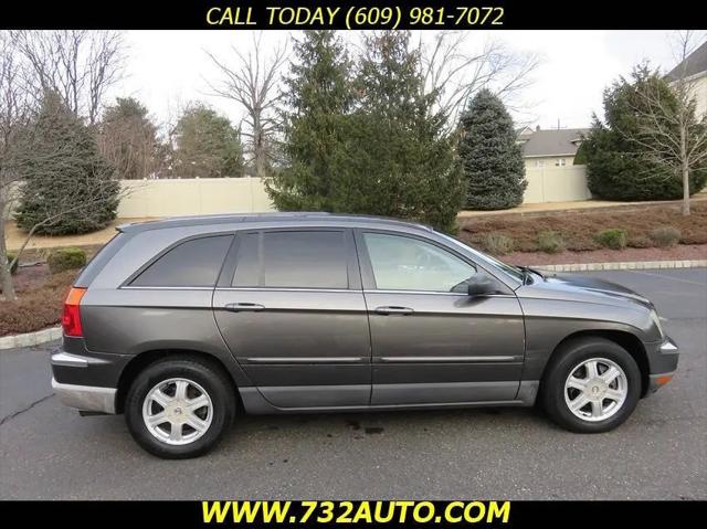2004 Chrysler Pacifica Base