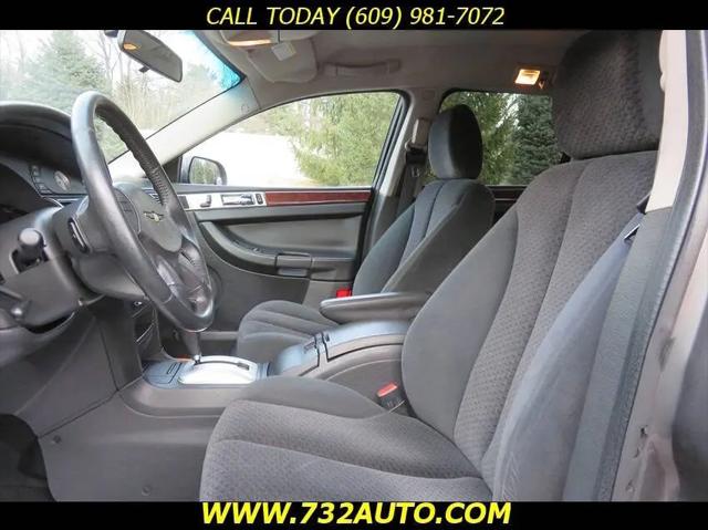 2004 Chrysler Pacifica Base