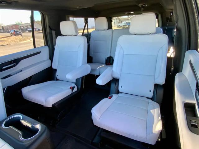 2026 Chevrolet Suburban Premier, 4WD