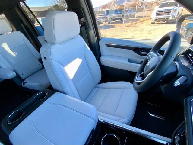 2026 Chevrolet Suburban Premier, 4WD