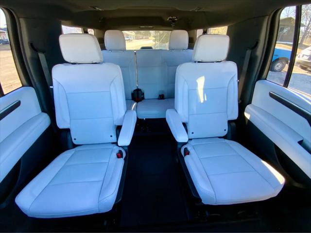 2026 Chevrolet Suburban Premier, 4WD