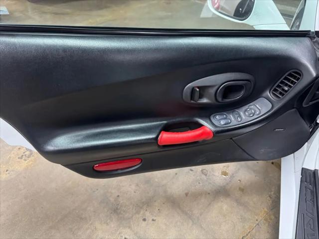 1998 Chevrolet Corvette Base