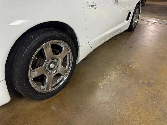 1998 Chevrolet Corvette Base