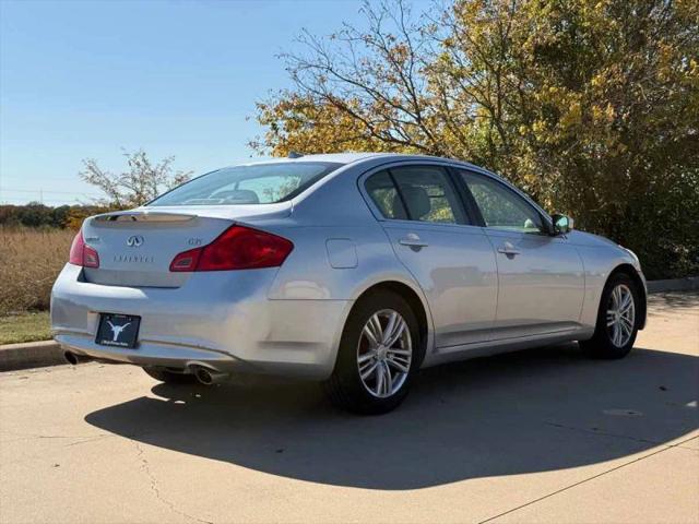 2011 INFINITI G25 Journey