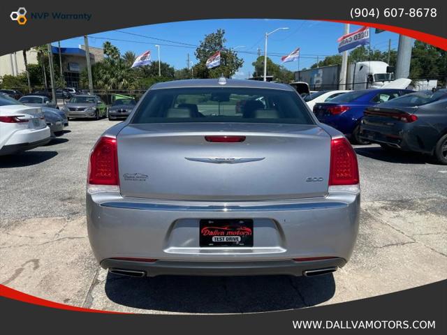 2018 Chrysler 300 Limited