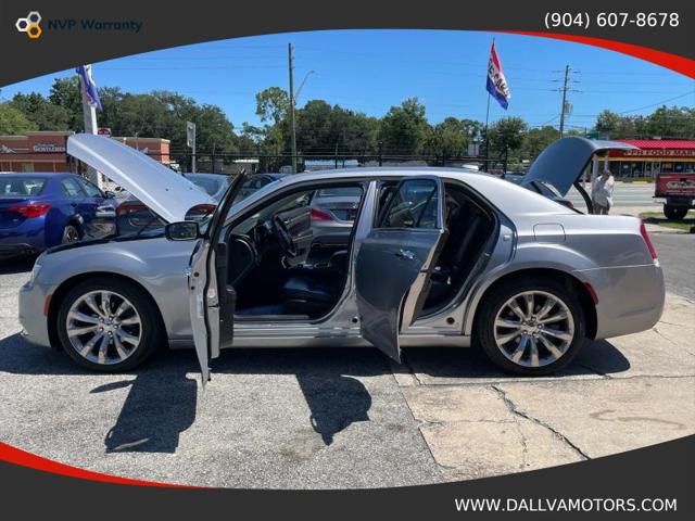 2018 Chrysler 300 Limited