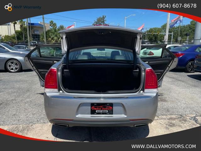 2018 Chrysler 300 Limited
