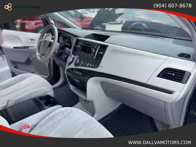 2014 Toyota Sienna LE V6 7 Passenger Mobility