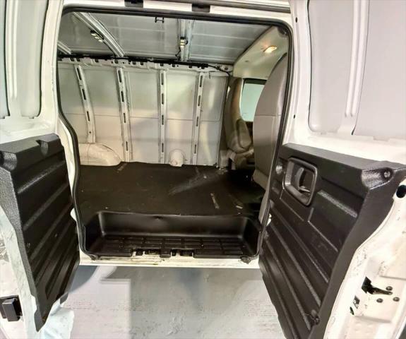 2019 Chevrolet Express Work Van