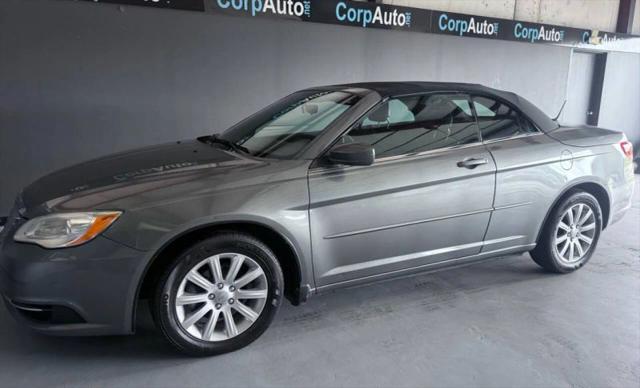 2013 Chrysler 200 Touring