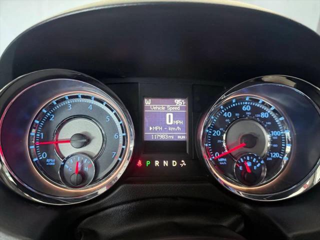 2016 Chrysler Town & Country Touring
