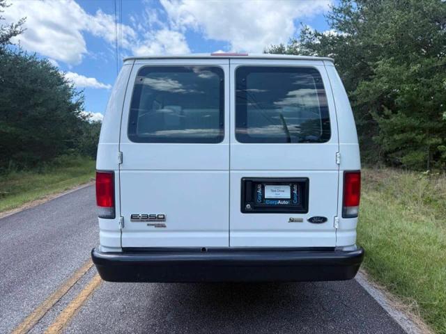 2013 Ford E-350 Super Duty XL