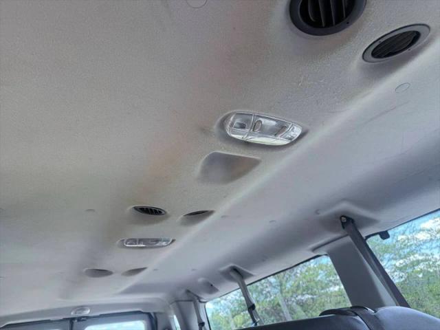 2013 Ford E-350 Super Duty XL