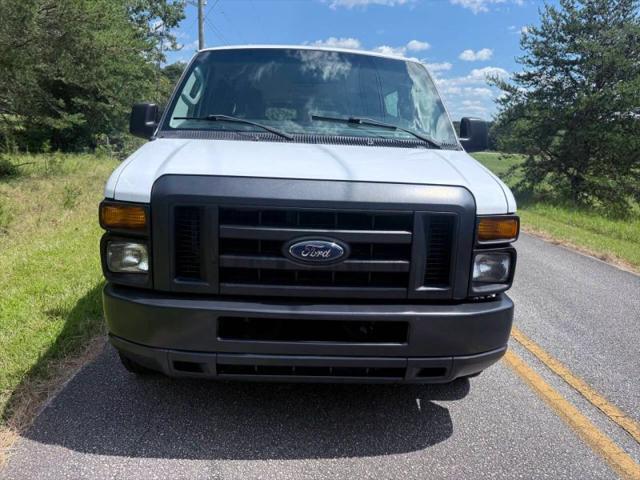 2013 Ford E-350 Super Duty XL