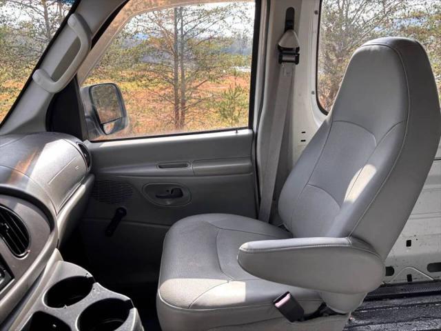 2006 Ford E-250 Base