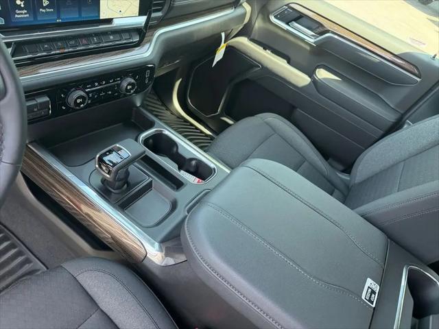 2026 Chevrolet Silverado 1500 4WD Crew Cab Standard Bed RST