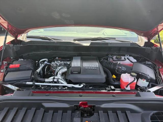 2026 Chevrolet Silverado 1500 4WD Crew Cab Standard Bed RST
