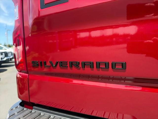 2026 Chevrolet Silverado 1500 4WD Crew Cab Standard Bed RST