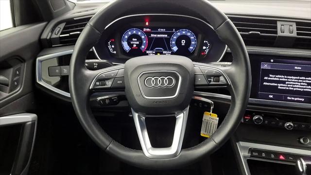 2022 Audi Q3 Premium Plus 40 TFSI quattro Tiptronic
