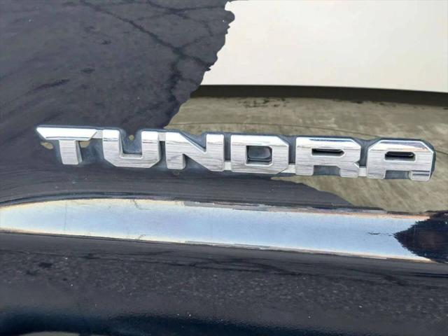 2017 Toyota Tundra SR5 5.7L V8