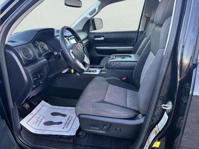 2017 Toyota Tundra SR5 5.7L V8