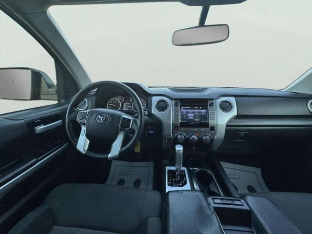 2017 Toyota Tundra SR5 5.7L V8