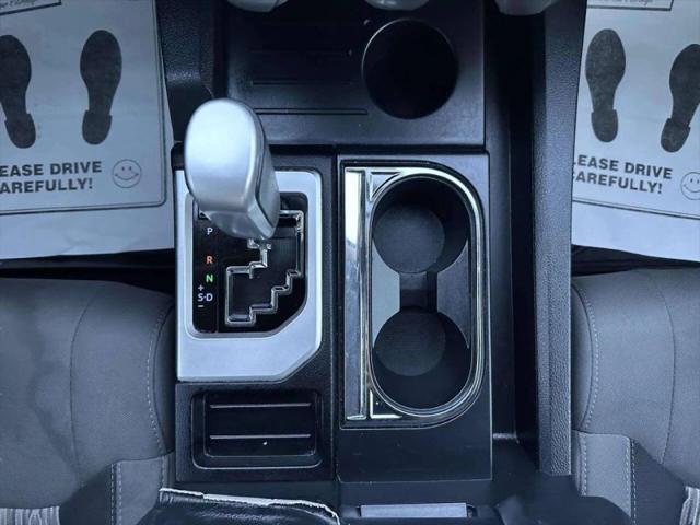 2017 Toyota Tundra SR5 5.7L V8