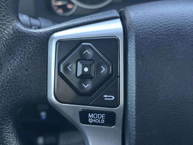 2017 Toyota Tundra SR5 5.7L V8