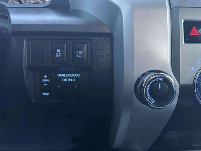 2017 Toyota Tundra SR5 5.7L V8