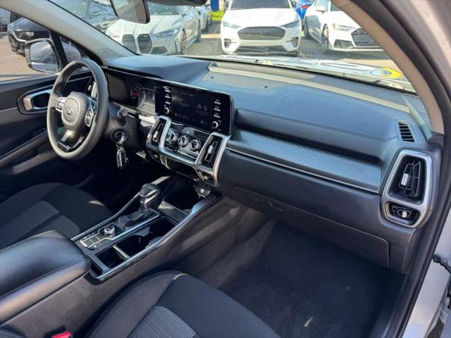 2021 Kia Sorento LX