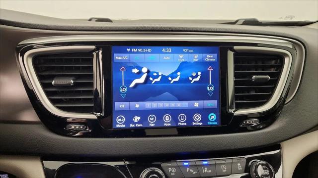 2020 Chrysler Pacifica Touring