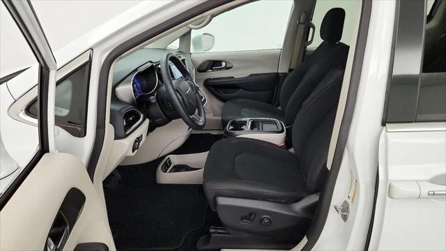 2020 Chrysler Pacifica Touring