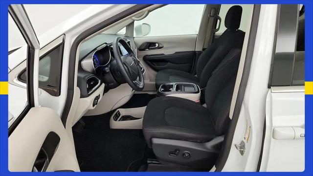 2020 Chrysler Pacifica Touring