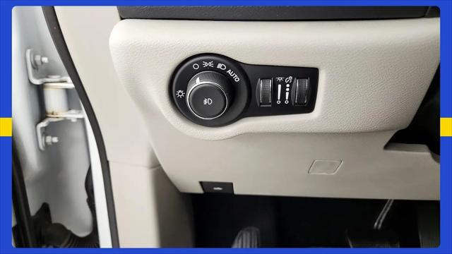 2020 Chrysler Pacifica Touring