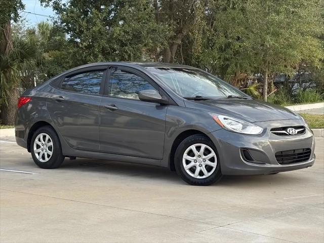2013 Hyundai Accent GLS