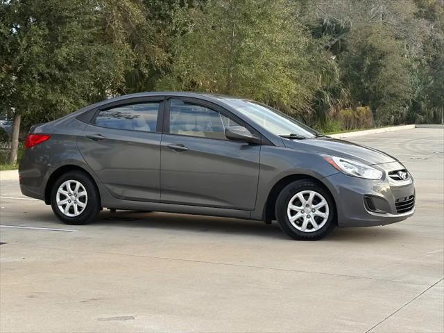 2013 Hyundai Accent GLS