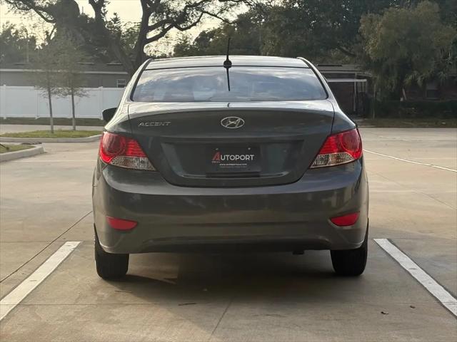 2013 Hyundai Accent GLS