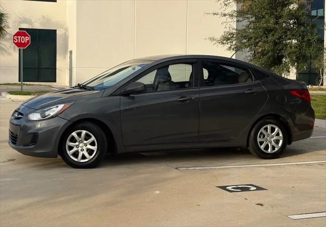2013 Hyundai Accent GLS